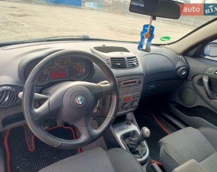 Черный Альфа Ромео 147, объемом двигателя 1.6 л и пробегом 240 тыс. км за 2900 $, фото 21 на Automoto.ua