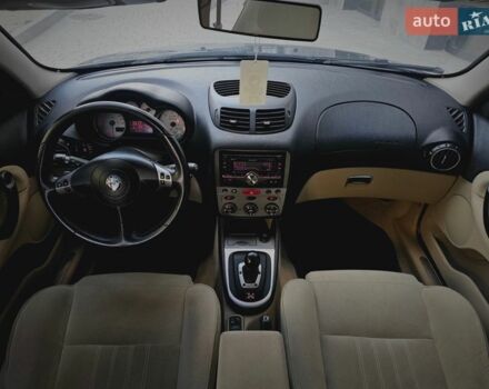 Чорний Альфа Ромео 147, об'ємом двигуна 1.97 л та пробігом 180 тис. км за 3999 $, фото 17 на Automoto.ua