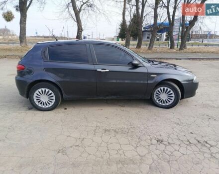 Черный Альфа Ромео 147, объемом двигателя 1.6 л и пробегом 240 тыс. км за 2900 $, фото 9 на Automoto.ua