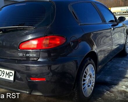 Черный Альфа Ромео 147, объемом двигателя 1.6 л и пробегом 211 тыс. км за 3500 $, фото 7 на Automoto.ua