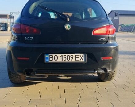 Черный Альфа Ромео 147, объемом двигателя 1.91 л и пробегом 319 тыс. км за 4800 $, фото 4 на Automoto.ua