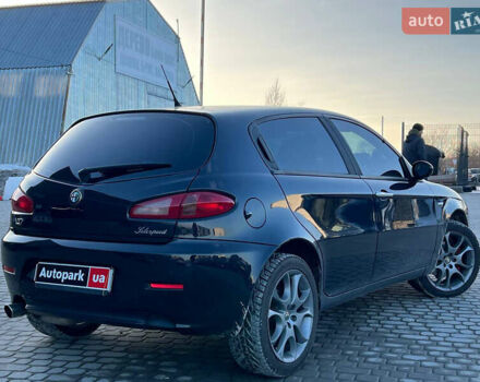 Чорний Альфа Ромео 147, об'ємом двигуна 2 л та пробігом 180 тис. км за 4690 $, фото 6 на Automoto.ua