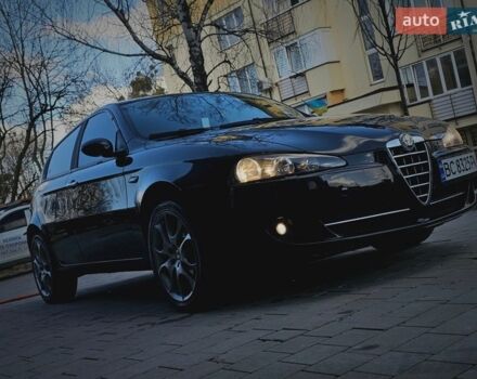 Чорний Альфа Ромео 147, об'ємом двигуна 1.97 л та пробігом 180 тис. км за 3999 $, фото 11 на Automoto.ua