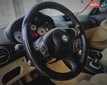 Чорний Альфа Ромео 147, об'ємом двигуна 1.97 л та пробігом 180 тис. км за 3999 $, фото 23 на Automoto.ua