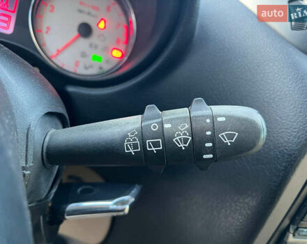 Чорний Альфа Ромео 147, об'ємом двигуна 2 л та пробігом 180 тис. км за 4690 $, фото 24 на Automoto.ua