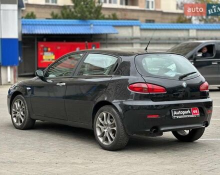 Черный Альфа Ромео 147, объемом двигателя 2 л и пробегом 163 тыс. км за 5990 $, фото 5 на Automoto.ua