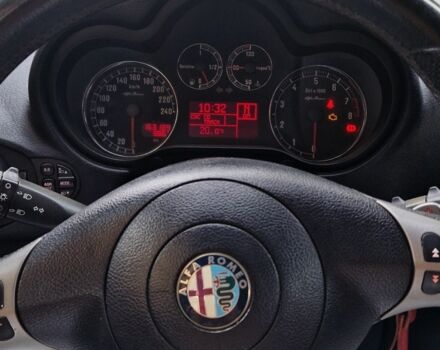 Черный Альфа Ромео 147, объемом двигателя 2 л и пробегом 163 тыс. км за 6200 $, фото 7 на Automoto.ua