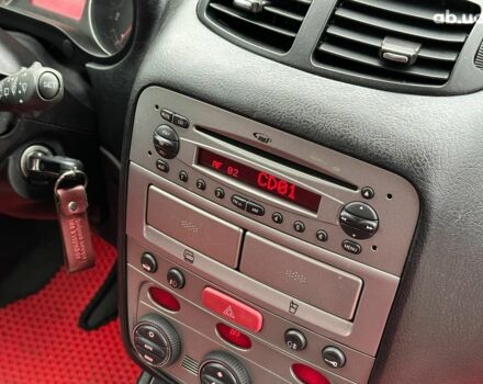 Черный Альфа Ромео 147, объемом двигателя 2 л и пробегом 163 тыс. км за 5990 $, фото 22 на Automoto.ua