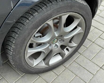 Черный Альфа Ромео 147, объемом двигателя 2 л и пробегом 163 тыс. км за 5990 $, фото 6 на Automoto.ua