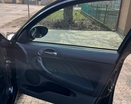 Черный Альфа Ромео 147, объемом двигателя 1.6 л и пробегом 93 тыс. км за 4800 $, фото 16 на Automoto.ua