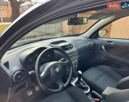 Черный Альфа Ромео 147, объемом двигателя 1.6 л и пробегом 93 тыс. км за 4800 $, фото 21 на Automoto.ua