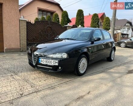 Черный Альфа Ромео 147, объемом двигателя 1.6 л и пробегом 93 тыс. км за 4800 $, фото 1 на Automoto.ua