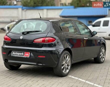 Черный Альфа Ромео 147, объемом двигателя 2 л и пробегом 163 тыс. км за 5990 $, фото 3 на Automoto.ua