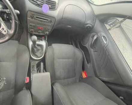 Чорний Альфа Ромео 147, об'ємом двигуна 1.6 л та пробігом 305 тис. км за 3900 $, фото 12 на Automoto.ua