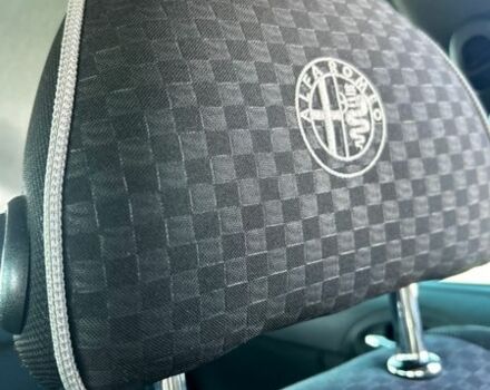 Черный Альфа Ромео 147, объемом двигателя 1.6 л и пробегом 170 тыс. км за 4500 $, фото 35 на Automoto.ua