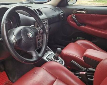 Черный Альфа Ромео 147, объемом двигателя 1.97 л и пробегом 163 тыс. км за 5800 $, фото 5 на Automoto.ua