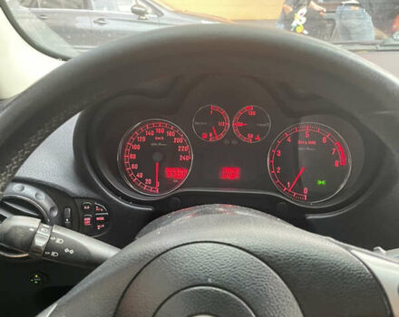 Чорний Альфа Ромео 147, об'ємом двигуна 1.6 л та пробігом 305 тис. км за 3900 $, фото 21 на Automoto.ua