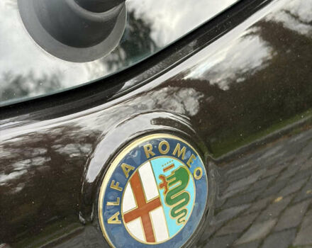 Черный Альфа Ромео 147, объемом двигателя 1.6 л и пробегом 138 тыс. км за 5800 $, фото 120 на Automoto.ua