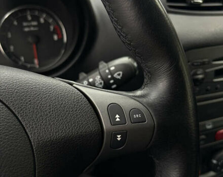 Черный Альфа Ромео 147, объемом двигателя 1.6 л и пробегом 138 тыс. км за 5800 $, фото 138 на Automoto.ua