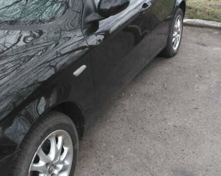 Черный Альфа Ромео 147, объемом двигателя 1.6 л и пробегом 215 тыс. км за 4700 $, фото 5 на Automoto.ua