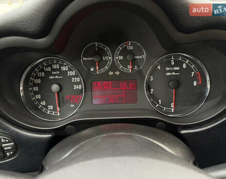 Черный Альфа Ромео 147, объемом двигателя 1.6 л и пробегом 138 тыс. км за 5800 $, фото 127 на Automoto.ua