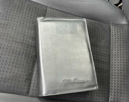 Черный Альфа Ромео 147, объемом двигателя 1.6 л и пробегом 138 тыс. км за 5800 $, фото 158 на Automoto.ua