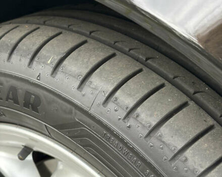 Черный Альфа Ромео 147, объемом двигателя 1.6 л и пробегом 138 тыс. км за 5800 $, фото 75 на Automoto.ua