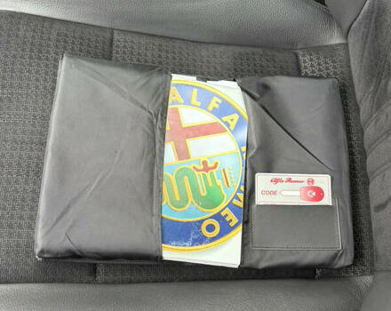 Черный Альфа Ромео 147, объемом двигателя 1.6 л и пробегом 138 тыс. км за 5800 $, фото 159 на Automoto.ua