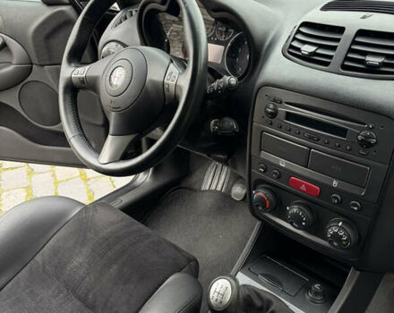 Черный Альфа Ромео 147, объемом двигателя 1.6 л и пробегом 138 тыс. км за 5800 $, фото 37 на Automoto.ua