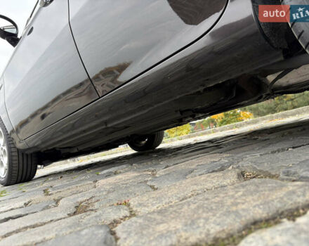 Черный Альфа Ромео 147, объемом двигателя 1.6 л и пробегом 138 тыс. км за 5800 $, фото 143 на Automoto.ua