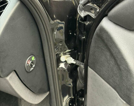 Черный Альфа Ромео 147, объемом двигателя 1.6 л и пробегом 138 тыс. км за 5800 $, фото 97 на Automoto.ua