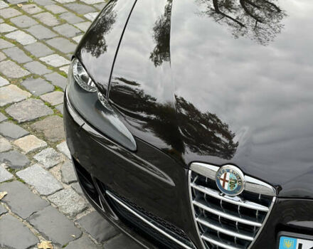 Черный Альфа Ромео 147, объемом двигателя 1.6 л и пробегом 138 тыс. км за 5800 $, фото 116 на Automoto.ua