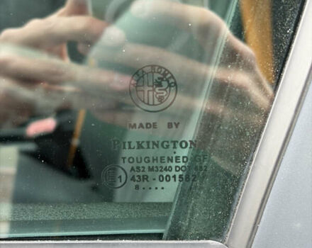 Черный Альфа Ромео 147, объемом двигателя 1.6 л и пробегом 138 тыс. км за 5800 $, фото 83 на Automoto.ua