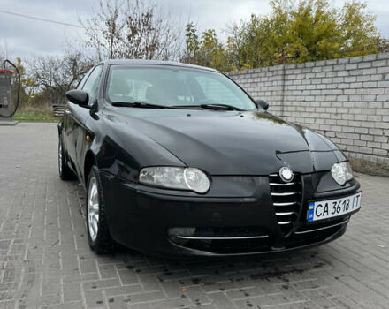 Черный Альфа Ромео 147, объемом двигателя 1.9 л и пробегом 255 тыс. км за 3500 $, фото 1 на Automoto.ua