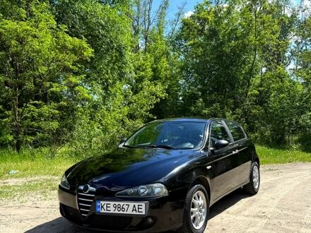 Альфа Ромео 147 2005 у Дніпро (Дніпропетровську) на Automoto.ua Чорний Альфа Ромео 147, об'ємом двигуна 1.6 л та пробігом 205 тис. км за 3200 $, фото 1 на Automoto.ua