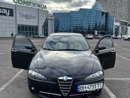 Черный Альфа Ромео 147, объемом двигателя 1.97 л и пробегом 209 тыс. км за 4300 $, фото 1 на Automoto.ua