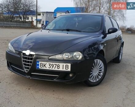 Черный Альфа Ромео 147, объемом двигателя 1.6 л и пробегом 240 тыс. км за 2900 $, фото 1 на Automoto.ua