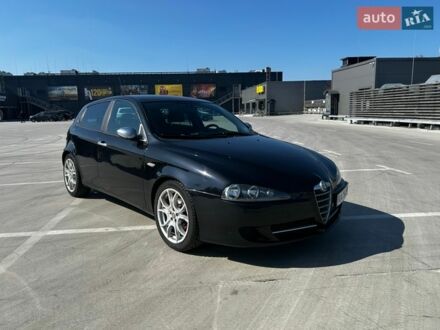 Черный Альфа Ромео 147, объемом двигателя 1.6 л и пробегом 170 тыс. км за 4500 $, фото 1 на Automoto.ua