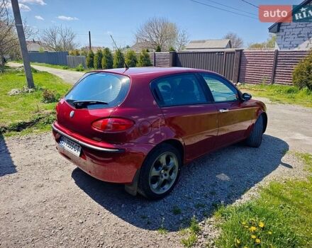 Красный Альфа Ромео 147, объемом двигателя 2 л и пробегом 276 тыс. км за 4700 $, фото 2 на Automoto.ua
