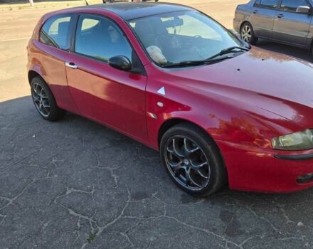 Красный Альфа Ромео 147, объемом двигателя 1.9 л и пробегом 260 тыс. км за 1844 $, фото 3 на Automoto.ua