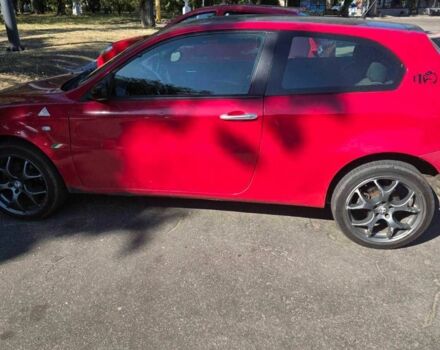 Красный Альфа Ромео 147, объемом двигателя 1.9 л и пробегом 260 тыс. км за 1844 $, фото 1 на Automoto.ua