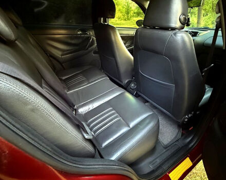 Красный Альфа Ромео 147, объемом двигателя 2 л и пробегом 211 тыс. км за 6000 $, фото 9 на Automoto.ua