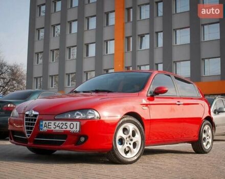 Альфа Ромео 147 2009 в Днепре (Днепропетровске) на Automoto.ua Красный Альфа Ромео 147, объемом двигателя 1.6 л и пробегом 157 тыс. км за 6100 $, фото 7 на Automoto.ua