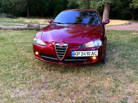 Червоний Альфа Ромео 147, об'ємом двигуна 2 л та пробігом 211 тис. км за 6000 $, фото 1 на Automoto.ua