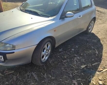 Серый Альфа Ромео 147, объемом двигателя 1.97 л и пробегом 267 тыс. км за 2800 $, фото 2 на Automoto.ua