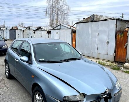 Серый Альфа Ромео 147, объемом двигателя 1.6 л и пробегом 194 тыс. км за 2600 $, фото 2 на Automoto.ua