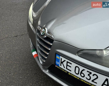 Сірий Альфа Ромео 147, об'ємом двигуна 1.6 л та пробігом 208 тис. км за 3499 $, фото 16 на Automoto.ua