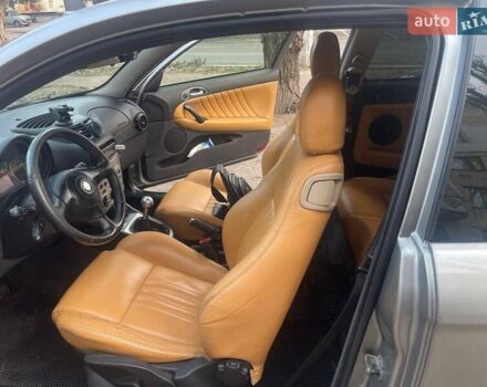 Сірий Альфа Ромео 147, об'ємом двигуна 1.6 л та пробігом 207 тис. км за 4600 $, фото 4 на Automoto.ua