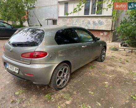 Сірий Альфа Ромео 147, об'ємом двигуна 1.6 л та пробігом 207 тис. км за 4600 $, фото 22 на Automoto.ua
