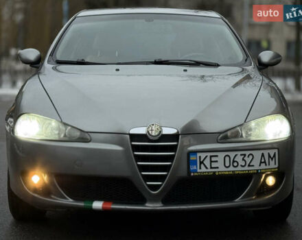 Сірий Альфа Ромео 147, об'ємом двигуна 1.6 л та пробігом 208 тис. км за 3499 $, фото 7 на Automoto.ua